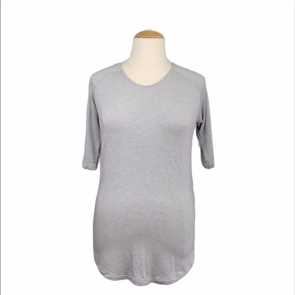Victoria’s Secret Light Gray 3/4 Sleeve Tunic Tee